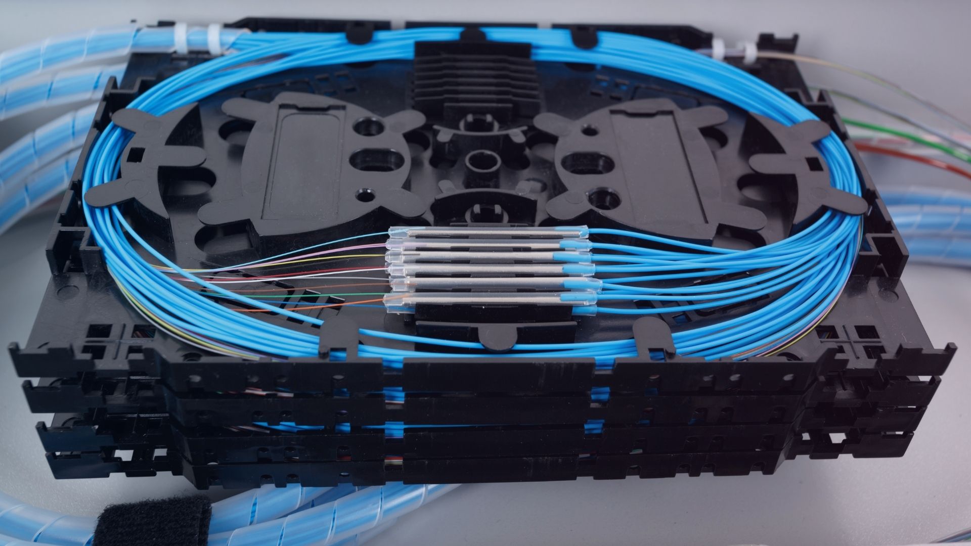 Fibre Data Cabling Tray